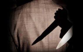 زوجة تقتل زوجها لانه انتقد طبخها