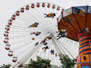 يركب دولاب هواء 48 ساعة من دون توقف