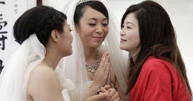 زواج أول مسلمتين شاذتين فى بريطانيا