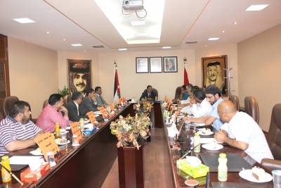 رئيس جامعة مؤتة يلتقي رؤساء لجان النادي