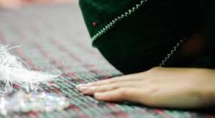 قصة الشاب الذي قطع رأس أمه وهي تصلي