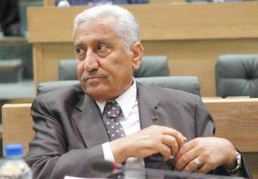 النسور : لا تراجع عن رفع الكهرباء