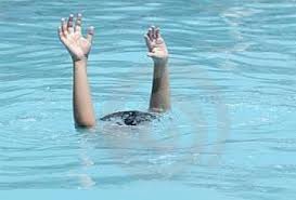 غرق ثلاث شقيقات ووفاة أحداهن في البحر الميت