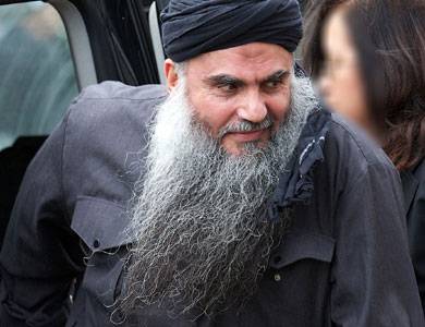 محامي أبو قتادة يطالب بالافراج عنه بكفالة