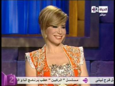 إيناس الدغيدي لنيشان: سنحطم محرمات الجنس والدين .. وأوبخ مرآتي وأقول لها يا حمارة