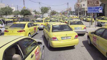 عداد التكسي باربد لـ«الديكور» فقط وسائقون يرفضون تشغيله بحجج مختلفة