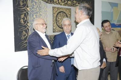 أسرة جامعة العلوم التطبيقية الخاصة تتبادل التهاني بمناسبة عيد الفطر السعيد