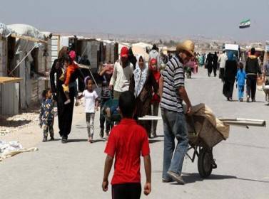 صرف بطاقات شخصية للاجئين السوريين مطلع أيلول