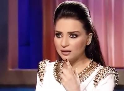 مي عزالدين: والدتي المسيحية ضربتني لأصلي.. وهذا هو اسمي الحقيقي