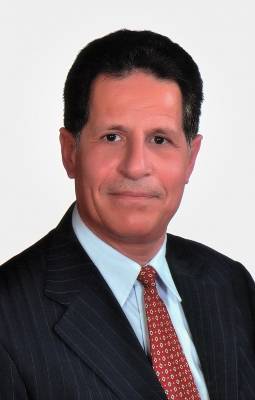 الخصاونة يصف موقف الأردن الرسمي من الانقلاب في مصر بأنه لا يمثل معظم الأردنيين