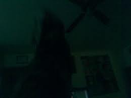 عائلة تستنجد بالشرطة: بيتنا تسكنه الأشباح!