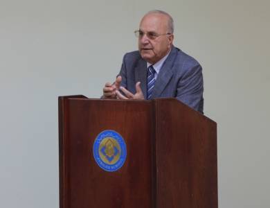 رئيس جامعة البترا يدعو إلى خطاب تربوي، تُنمّى من خلاله المهارات والاتجاهات نحو الإبداع.