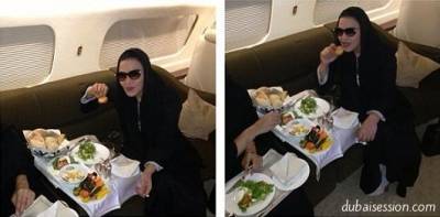 صور | أحلام تؤدّي مناسك العمرة