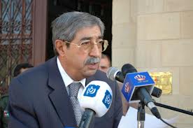 مروان الحمود : شيخ السلط.. وعباءة عشاق التراب! ...