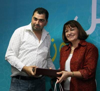 فوز الزميل احمد الغلاييني بالجائزة الثانية لمسابقة سواليف في حقل الادب الساخر