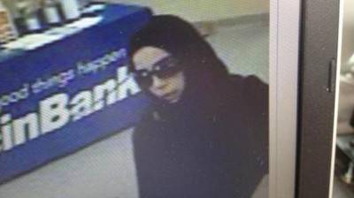 صور: شابة سعودية متهمة بسرقة 5 بنوك أميركية في 3 أسابيع