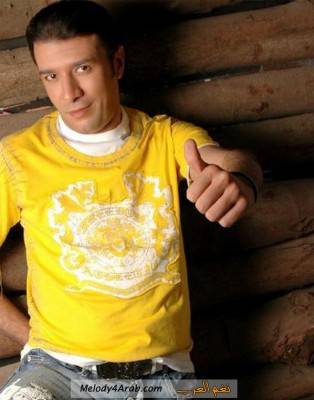 بسبب  تتشل الأيادي .... مصطفى كامل: سأقاضي  الجزيرة