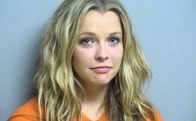 بالصور .. أجمل 10 سجينات حول العالم