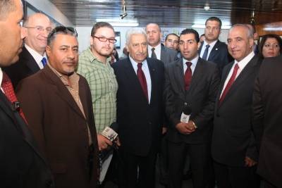 النسور يشيد بمهنية إذاعة الجامعة الأردنية