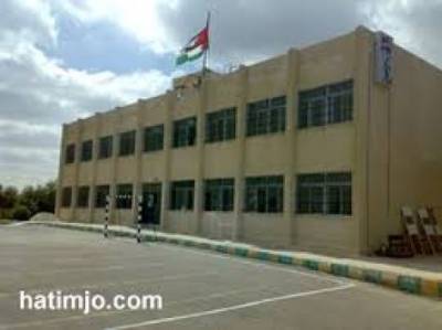 مدرسة فتيات في جبل الحسين تعاني من السكارى والزعران !