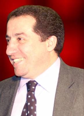 امين عام مجلس امناء جائزة الطالب الريادي الاعلامي حسام حمدان يعلن عن اطلاق الجائزة من الاردن