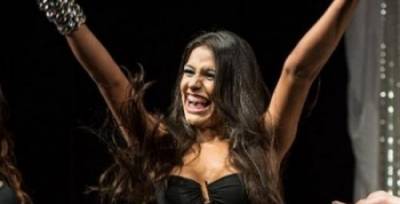 بالصور.. رجل يتحول لملكة جمال