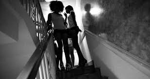 ضبط عصابة تتاجر بالبشر لأغراض جنسية