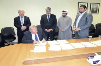 توقيع اتفاقيات أول مشروع لطاقـة الريـاح فـي المملكـة