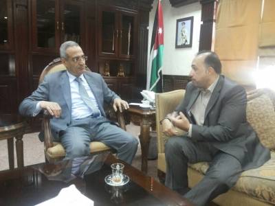 النائب أبو خديجة يزور وزير الصحة