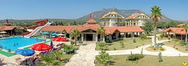 تركيا…فندق للعراة وعاهرات برخصة