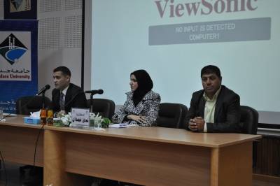 رئيس قسم التصميم الجرافيكي  الدكتور عمر العجلوني يلتقي طلبة القسم في جامعة جدارا