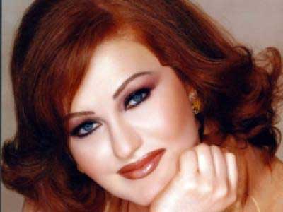 ميادة الحناوي ممنوعة من الدخول الى الكويت بسبب تأييدها للأسد