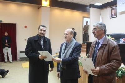 جامعة العلوم الإسلامية تكرم الطلبة الأوائل