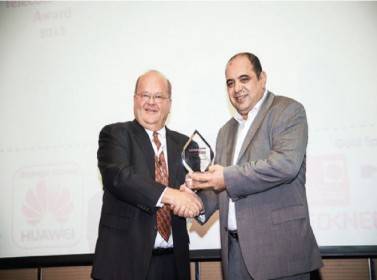 زين تحصد جائزتي أفضل مشغل اتصالات ومزوّد لخدمات الزبائن