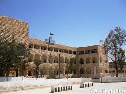 الزرقاء د. الروسان يقضي بتعطيل مدارس ودوام اخرى ويوضح .. اقرأوا التفاصيل