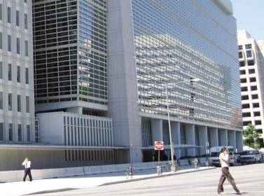 بعد اليكسا .. عاصفة كريستينا سترفع ضريبة الدخل لتصل 25  !!