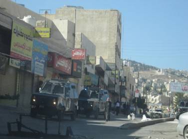 شغب ليلي يعقب اعتقال مطلوب بعين الباشا