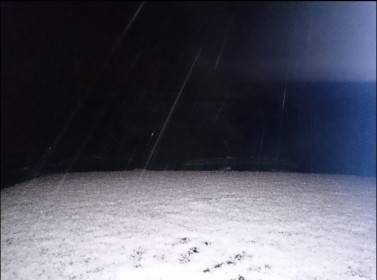 ثلوج بالرشادية في الطفيلة (صور)