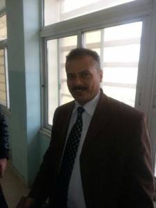 الزغايبه : معلم الأجيال كالنور الساطع في سماء العلم .. تحية له