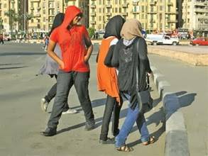 عاكس فتاة فقُتل 5 قتلى وأصيب 6