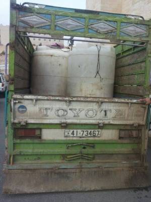 بلدية الزرقاء تضبط و تتلف 2600 كغم من الحليب الملوث  صورة ووثيقة