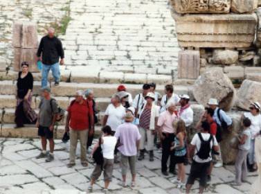 تراجع عدد السياح 5  في عشرة أشهر