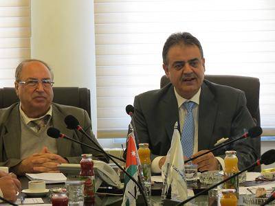 جمعية المستثمرين في قطاع الإسكان وتجار الاسمنت يعلقون الجرس ويكشفون مؤامرة