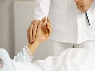 طبيب يغتصب مريضة تحت تأثير المخدر