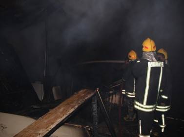 تفحم شاب باحتراق غرفة نومه في دير علا