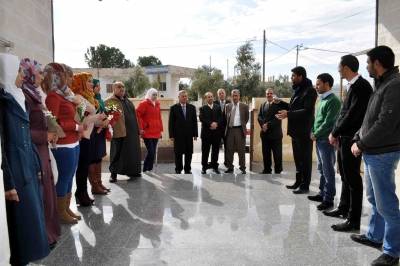 رئيس جامعة جدارا يفتتح معرض الوسائل التعليمية في جمعية الطفل المعاق