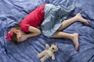 ضبط إمام مسجد يمني متلبساً باغتصاب طفلة داخل سيارته في السعودية