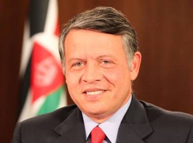 مسيرة احتفالية بالدراجات النارية الى الديوان الملكي !!