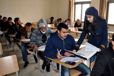 جامعة جدارا تجمع أكبر عدد من تواقيع الطلبة لميثاق الشرف الطلابي