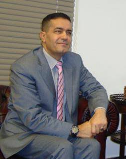 شركة المجموعة القابضة هي التي تلاحق شركة التضامن بجرم الاحتيال